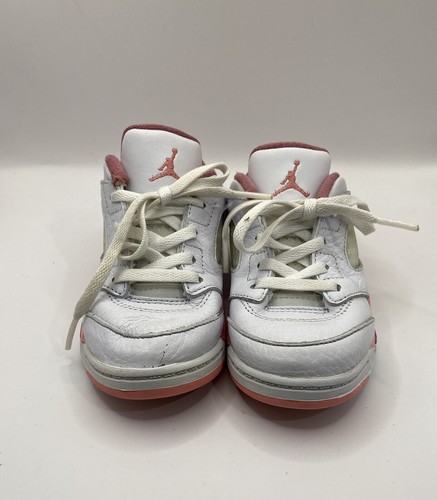 Scarpe Nike Air Jordan 5 basse retrò 'per lei' rosa TD taglia 9C (DX4391 116)