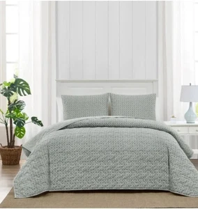 Set Trapunta Caro Home 3 Pezzi Cotone Reversibile Queen Verde Priya Sage Nuovo con Etichette - Foto 1 di 6