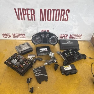 Vauxhall Astra J Steuergerät Kit Schlosssatz Schlüsselsatz 2.0 Diesel A20DTH 55577674 13589056 - Bild 1 von 19