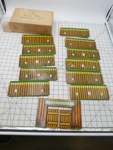 Vintage Fort Superior 12 Fence metal sections playset play set Western toy - Picture 1 of 12