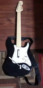 Guitarra Fender Stratocaster Hero Rock Band Inalámbrica 822151 Sin Dongle PS3 - Imagen 1 de 2