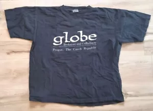 T-shirt vintage Globe Bookstore Cafe Praga Repubblica Ceca ritagliata M - Foto 1 di 7
