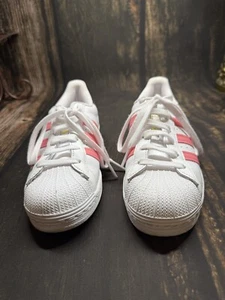 Adidas Superstar donna rosa bianco con linguetta oro taglia 7,5 da donna " - Foto 1 di 8