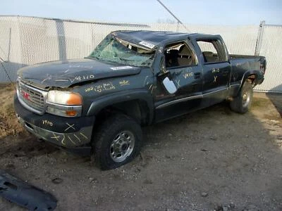 Used Rear Drive Axle Assembly fits: 2001 Gmc Sierra 2500 pickup w/o Quadrasteer Foto 1 de 4