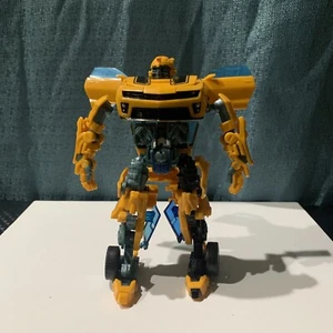 Transformers 2 Revenge of the Fallen  Bumblebee Deluxe Hasbro Incomplete Damaged - Picture 1 of 6