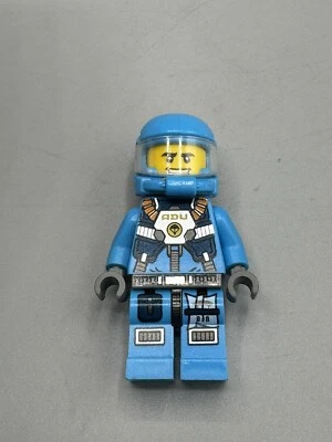 Lego Alien Conquest ALIEN DEFENSE UNIT SOLDIER 4 Minifigure ac009, Cracked Legs - Image 1 of 4