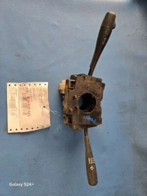 94 CONJUNTO INTERRUPTOR COLUMNA PATHFINDER XE CON CONTROL CRUCERO 169039 Foto 1 de 4