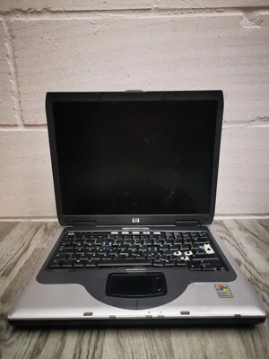 HP Compaq NX9020 Laptop - Grey (HSTNN-Q09C) **FAULTY** - Image 1 of 4