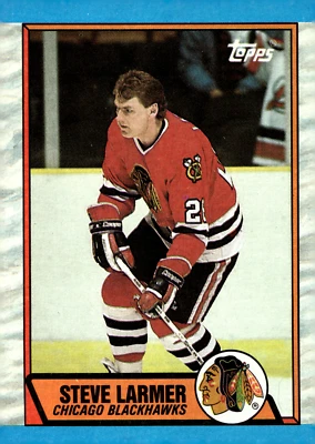 1989-90 Topps - #179 Steve Larmer Blackhawks - Image 1 of 2
