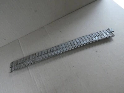 Tamiya M4 Sherman Tank one metal track 34 cms long 1/16 scale  Vintage - Image 1 of 4