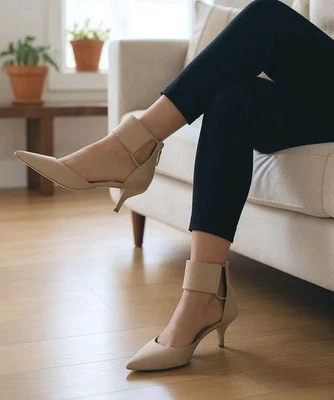 Kenneth Cole Tostado Gamuza Correa al Tobillo Gatito Tacones Para Mujer Talla 7.5 Femenino Elegante Foto 1 de 4