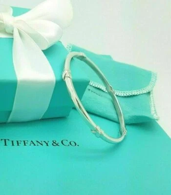 Brazalete Brazalete Tiffany & Co. Raro Signature Kiss X Love en Plata de Ley Foto 1 de 4