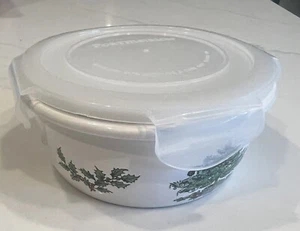 Spode Christmas Tree 5 3/4” Microwave Safe Bowl with Portmeirion Clip on Lid - Picture 1 of 9
