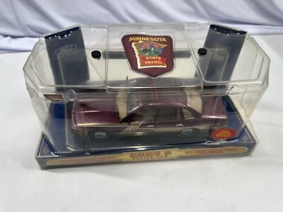 Code 3 Minnesota State Patrol Ford Crown Vic Chiefs Edition Car With Patch 1:24 - Image 1 of 4