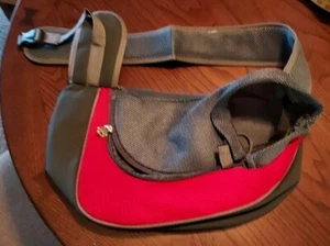 Pet Sling Carrier for Small Dogs, Cats and Puppies, Breathable Mesh Pet Front - Picture 1 of 5