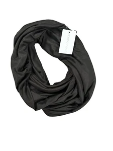 Beyond Yoga Embalable Bolsillo Oculto Infinito Envolvente Bufanda Negra Viaje Tejido Suave - Imagen 1 de 4