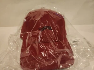 Sun Day Red Hibrid hat Red Tiger Woods - Picture 1 of 1