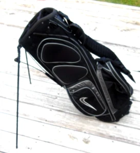 WINGED FOOT GOLF CLUB - Nike Carry/Stand Bag - Picture 1 of 7