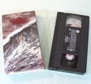 The Perfect Storm VHS Warner Bros Clooney Wahlberg Lane Petersen 2000 - Bild 1 von 3