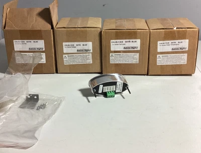 Dakota Digital ION Sistema de Medidor Universal Azul Satinado Aceite Agua Voltaje Combustible Set Foto 1 de 4