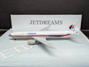 1/400 MALAYSIA AIRLINES BOEING 777-200 1990'S COLORS 9M-MRO MH370 NG ULTIMATE - Picture 1 of 9