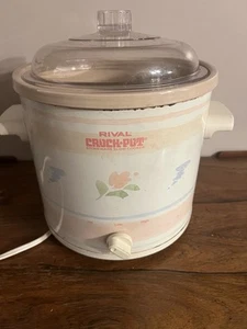 WORKS Vintage Rival Crock Pot 3100/2 Blush PINK Slow Cooker Pastel Flower 3.5 Qt - Picture 1 of 4