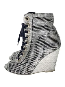 CHANEL Other BOOTS 34.5 SLV Used - Picture 1 of 7