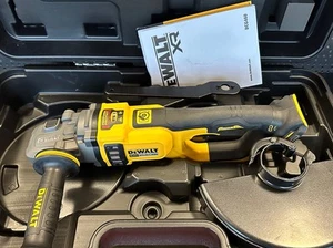 Dewalt Akku-Winkelschleifer 54 V 230mm, ohne Akku, ohne Ladegerät, mit Koffer - Bild 1 von 6