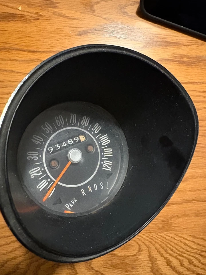 Oldsmobile Cutlass 442 1968 1969 pasadores de velocímetro asegurados  Foto 1 de 4