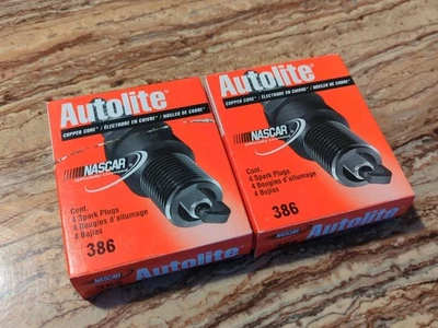 Paquete de 8 bujías Autolite 386 núcleo de cobre nuevas de stock Foto 1 de 3