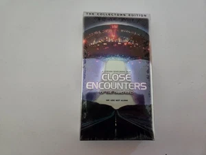 Close Encounters Of The Third Kind (VHS, 1998) Sealed - Picture 1 of 1