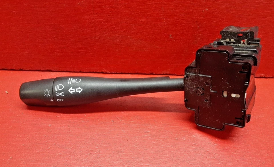 Interruptor de faros intermitentes Nissan Sentra Frontier Xterra 2000-2006 - Ver gráfico Foto 1 de 4