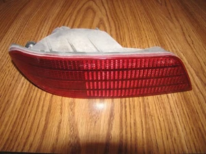 SUBARU TRIBECA SIDE MARKER REFLECTOR RH OEM 2008-2014 PASSENGER - Picture 1 of 3