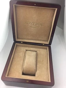 MONT D'OR Wooden Watch Presentation Box - Picture 1 of 4