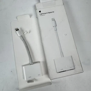 Genuine Apple Lightning to Digital AV Adapter (HDMI) (MD826AM/A) - White - Picture 1 of 3