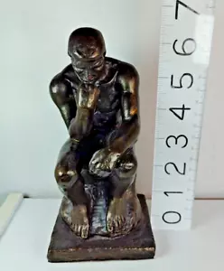 "Estatuilla Estatua Rodin El Pensador 7"" H Sentado Marrón Hecha en Tailandia Rara" - Imagen 1 de 8