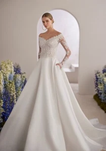 Vestidos de novia vintage con apliques de manga larga línea A fuera del hombro tren vestido de baile - Imagen 1 de 11