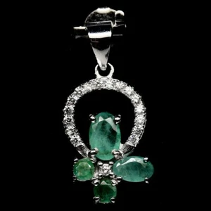 COLGANTE DE PLATA CON UN BELLO DISEÑO CON PIEDRAS ESMERALDA Y CIRCONIO - Imagen 1 de 3