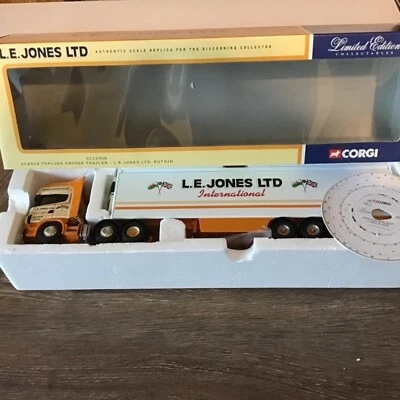 Scania Kühlsattelzug  „L.E. Jones LTD “ von Corgi 1:50 gebraucht - Bild 1 von 2