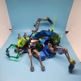 Lego Space Insectoids: 6977 Arachnoid Star Base - 100% Complete w/Instructions