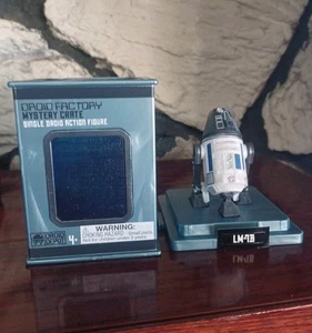 NEW Galaxy's Edge Star Wars Disney DROID FACTORY S2 Mystery Crate Droid - LM-7B - Picture 1 of 5