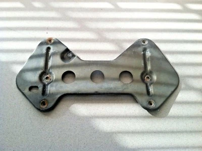 MERCEDES-BENZ 190E 190D W201 1987-1993 ~ SOPORTE DE MATRÍCULA DELANTERO Foto 1 de 3