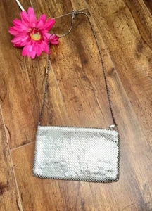 Wunderschöne Vintage 80’er Metall Kette Silber Formell/Halb Abendtasche, Clutch Handtasche - Bild 1 von 7