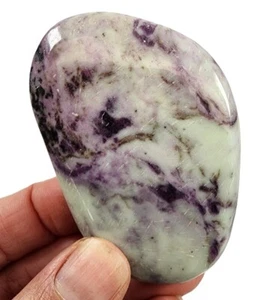 Kammerite Kammererite Polished Smooth Stone India 62.1 grams - Picture 1 of 2