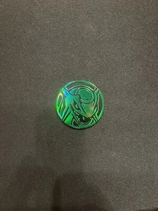 Rayquaza - Green Mirror Holofoil Coin - Pokemon TCG Official Coin - Picture 1 of 2