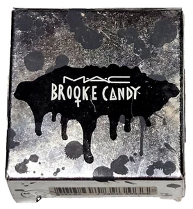 MAC Eye Gloss WHITE-YIN Brooke Candy Studio M.A.C. Kosmetik Glanz Makeup Neu im Karton - Bild 1 von 5