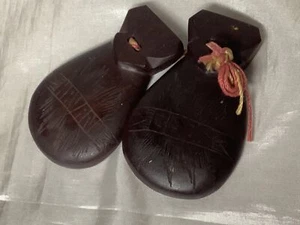 Castañuelas de madera de La Habana grabadas de colección principios de 1900 BABS - Imagen 1 de 9