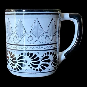 Mexican Talavera Mug Hernandez Pue Black White Signed Scratched Rim - Picture 1 of 11