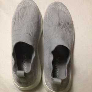 Danskin Knit Slip-On Sneaker - Fröhlich Größe 8,5 - Bild 1 von 9