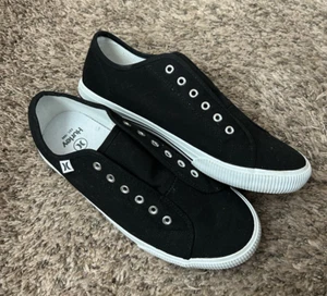 Damas HURLEY Chloe Zapatillas Negras Sin Cordones Sin Cordones Talla 10 Medianas Excelente Estado - Imagen 1 de 5